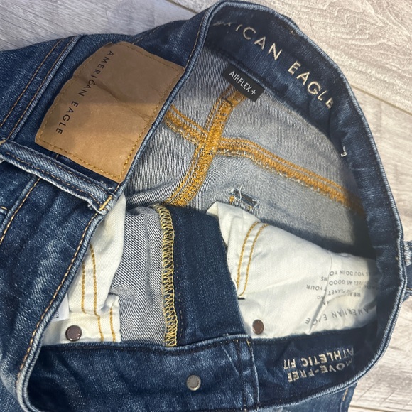 American Eagle Men's Size 26 x 28 Athletic Fit Jeans - Picture 3 of 5